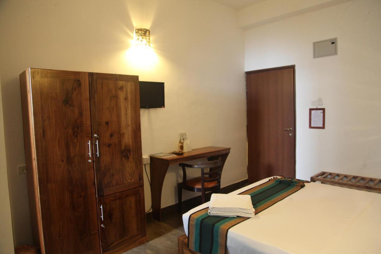 Bay Vista Hotel Arugam Bay Bagian luar foto