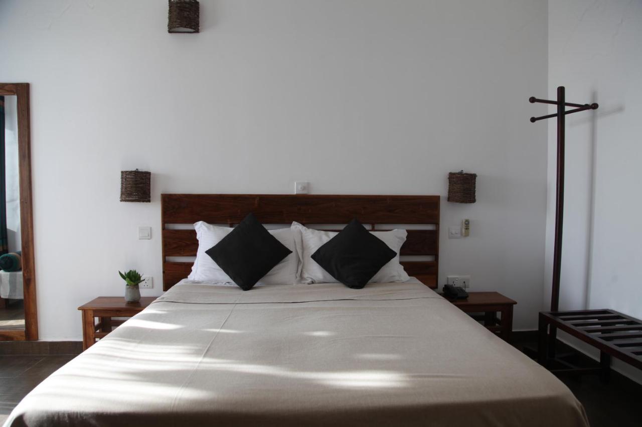Bay Vista Hotel Arugam Bay Bagian luar foto