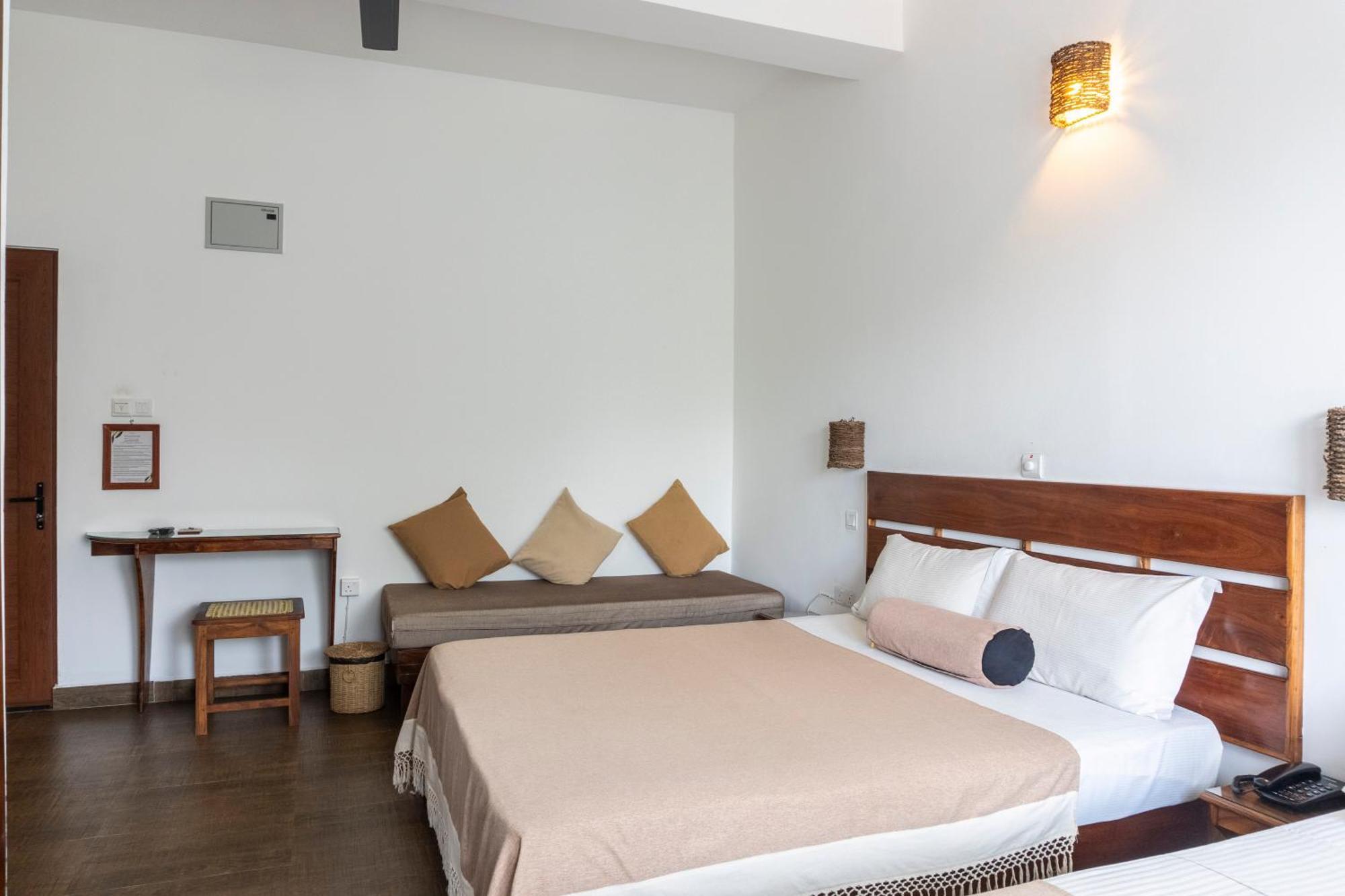 Bay Vista Hotel Arugam Bay Bagian luar foto