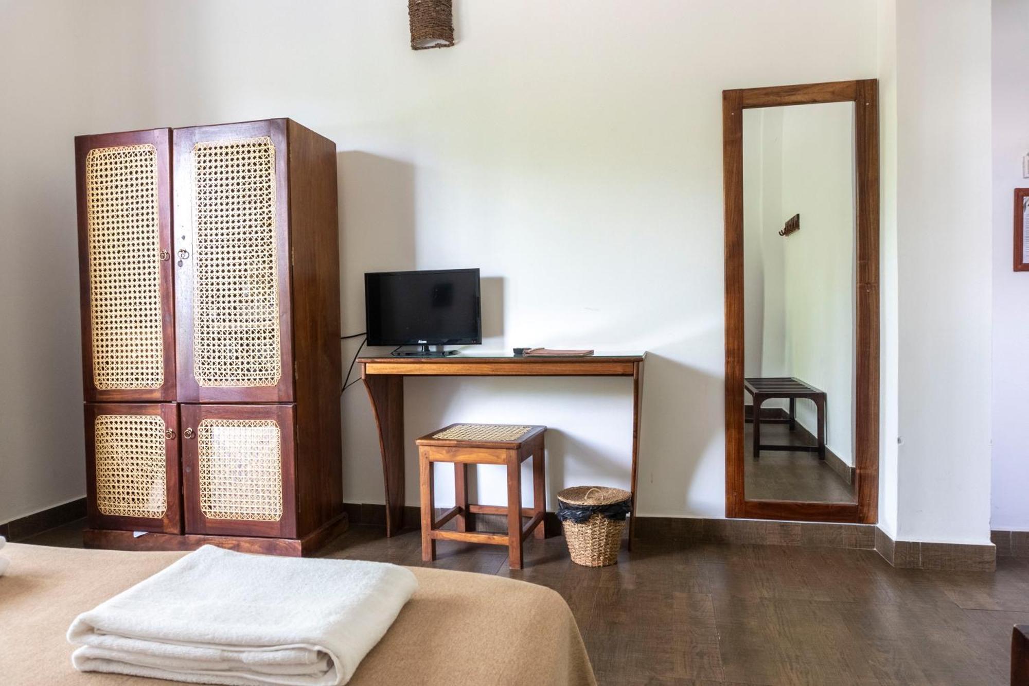 Bay Vista Hotel Arugam Bay Bagian luar foto