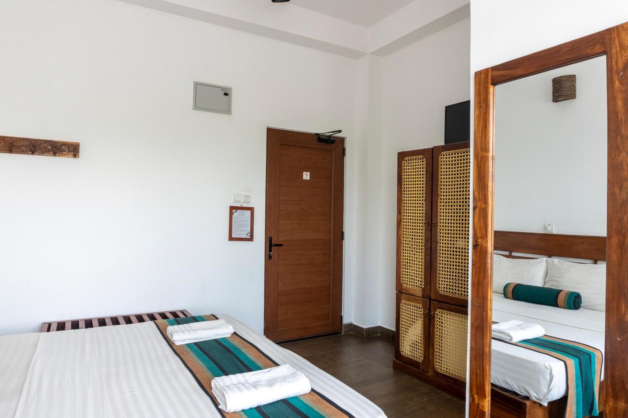 Bay Vista Hotel Arugam Bay Bagian luar foto