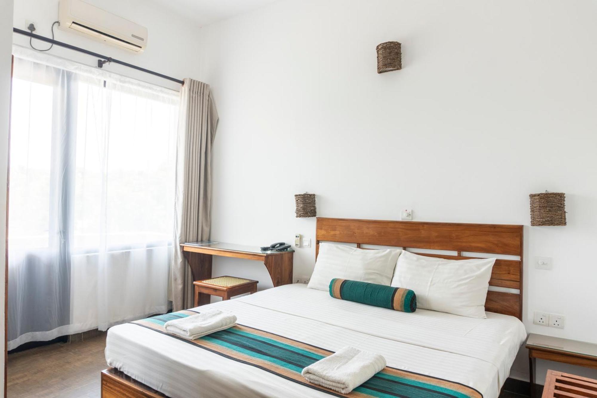 Bay Vista Hotel Arugam Bay Bagian luar foto